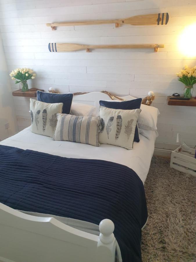 Boutique Coastal Appt Nr Edinburgh *